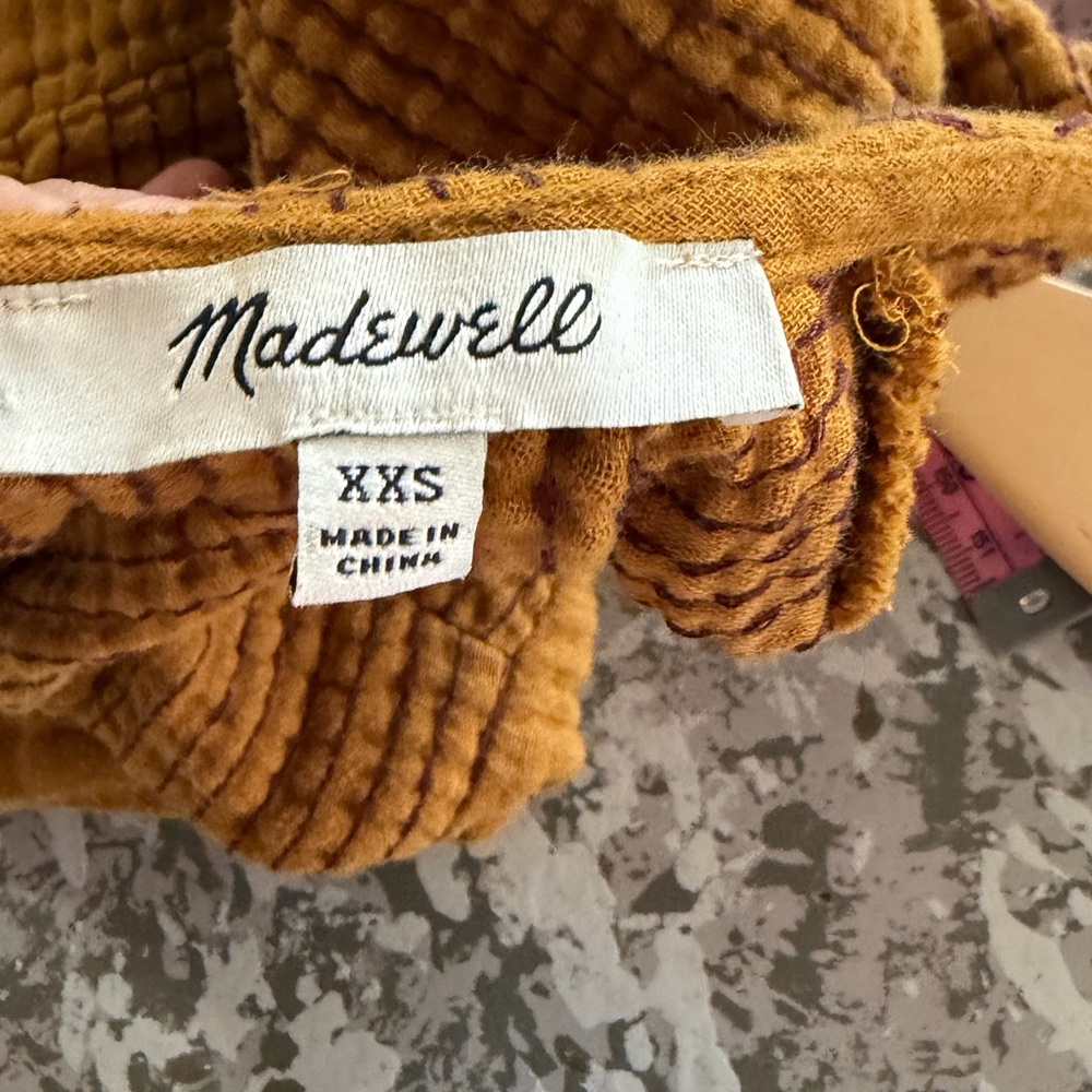 Madewell Smocked Swing Top - Antique Gold - Picture 9 of 11